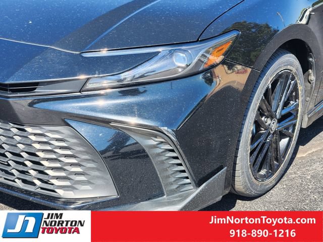 Used 2025 Toyota Camry SE FWD image 10