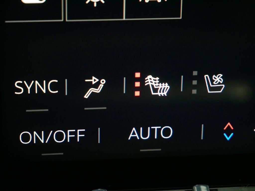 New 2026 GMC Terrain AT4 w/ Convenience Package III image 27