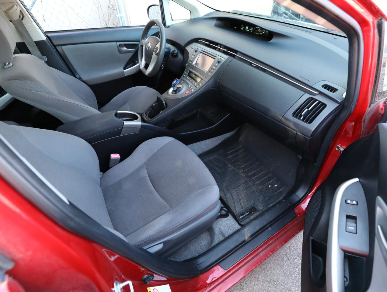 Used 2013 Toyota Prius Two image 9