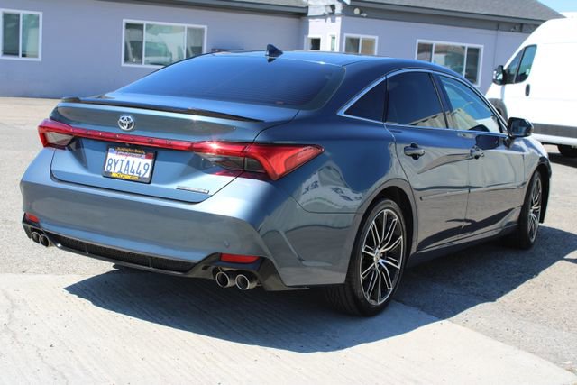 Used 2021 Toyota Avalon Touring w/ Advanced Safety Package image 5