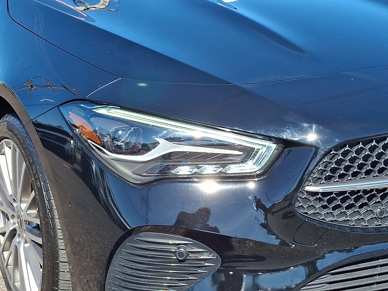 Used 2025 Mercedes-Benz CLA 250 4MATIC image 9