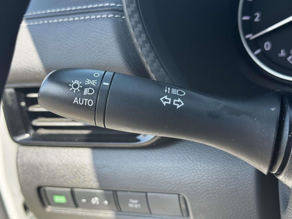 Used 2024 Nissan Sentra SV FWD image 21