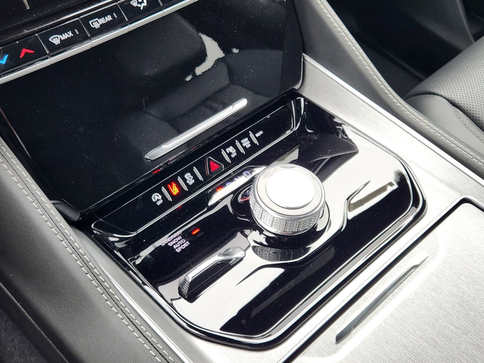 New 2025 Jeep Wagoneer Series II w/ Premium Group I image 17