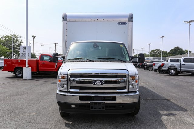 New 2026 Ford E-450 and Econoline 450 Super Duty w/ Power Equipment Group image 4