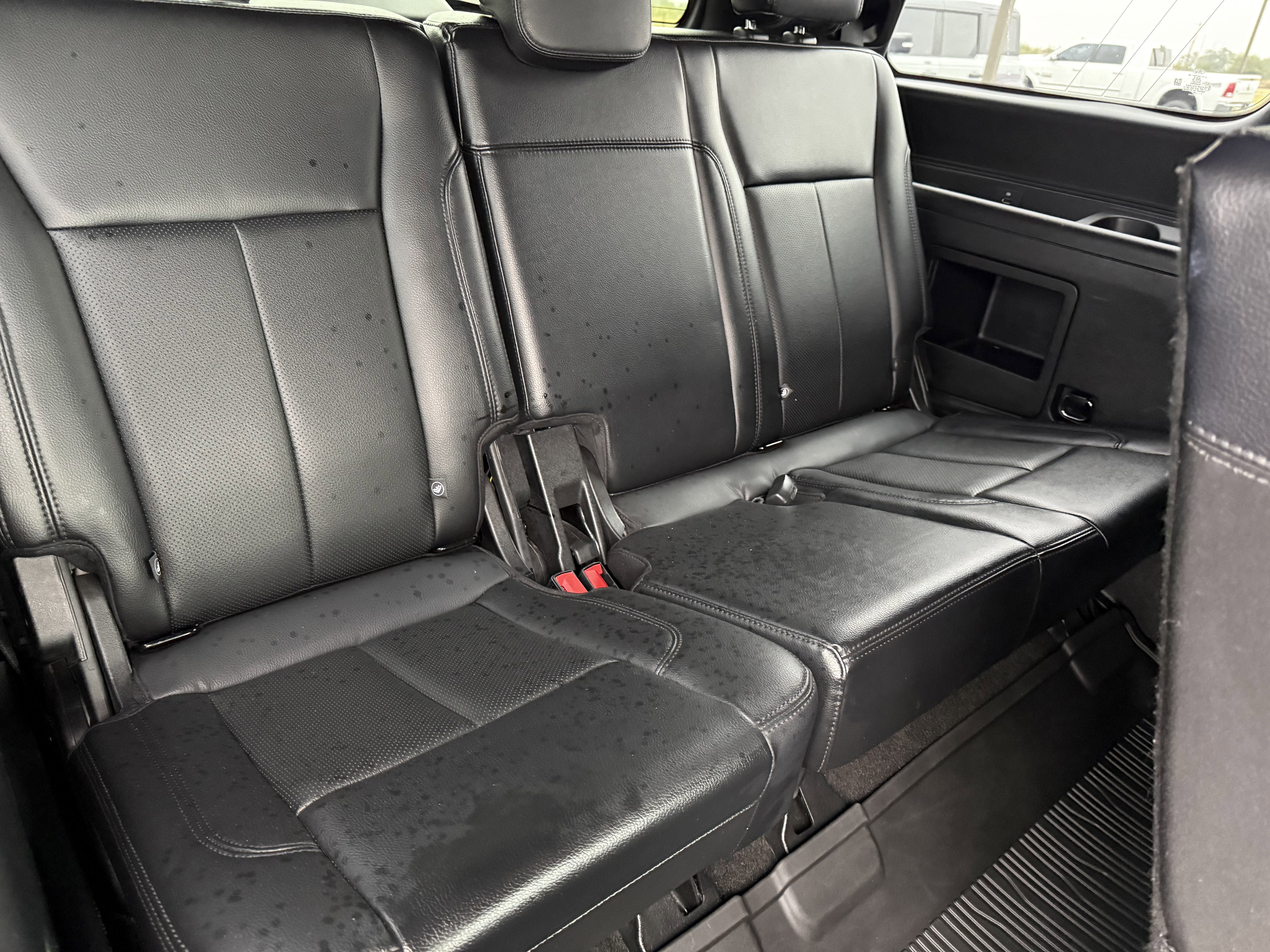 Used 2019 Ford Expedition XLT w/ Equipment Group 202A image 12