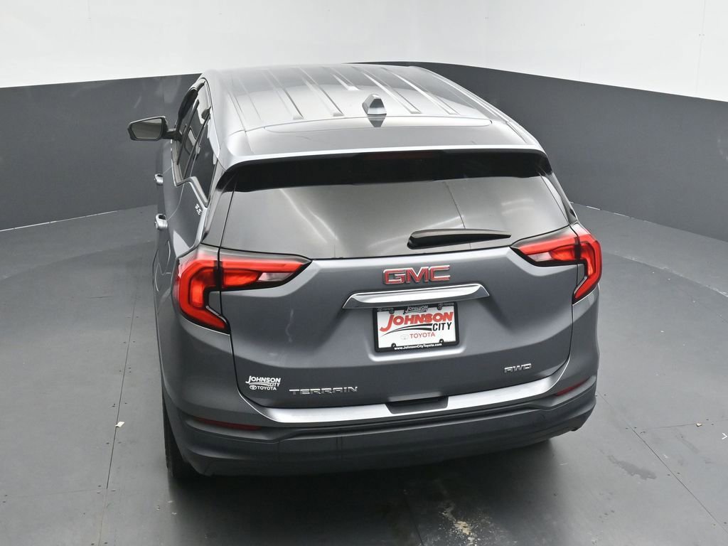Used 2018 GMC Terrain SLE image 29