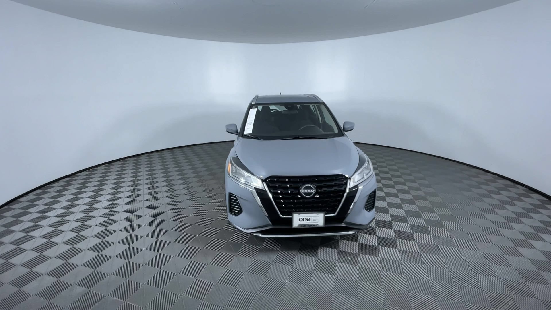 Used 2023 Nissan Kicks SV FWD image 3