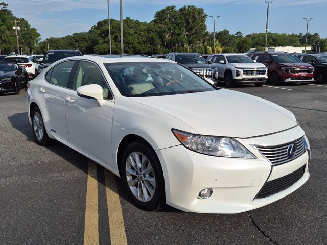 Used 2013 Lexus ES 300h w/ Premium Pkg FWD image 3