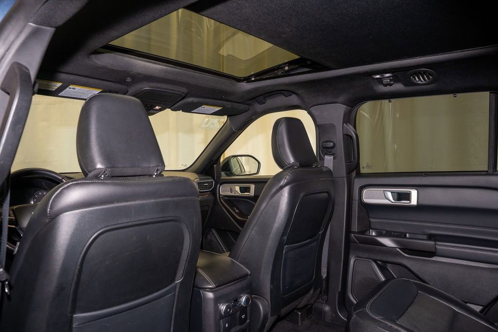 Used 2020 Ford Explorer Limited w/ Class III Trailer Tow Package image 10