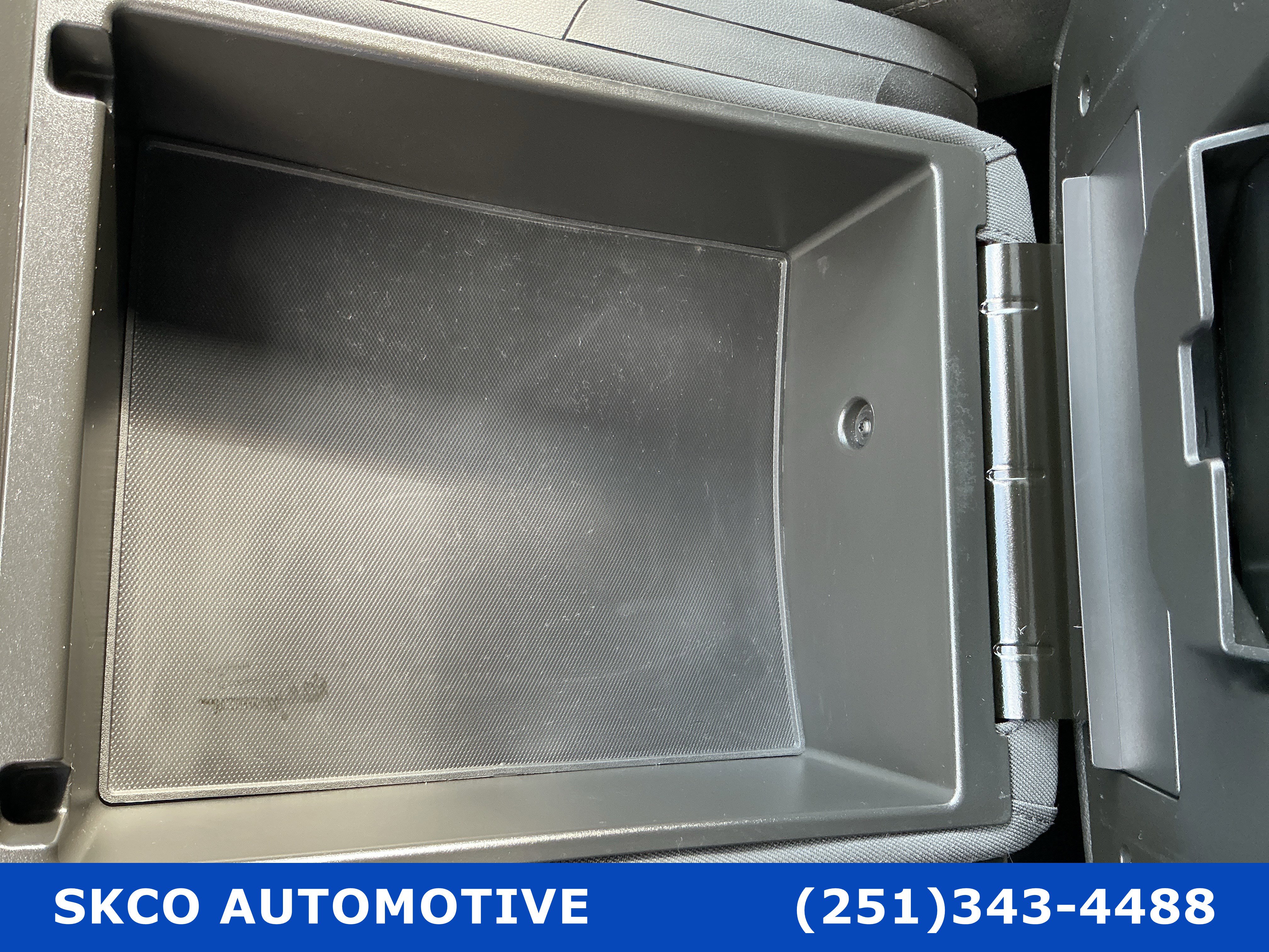 Used 2020 Chevrolet Silverado 1500 RST AWD/4WD image 22