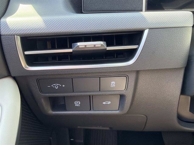 Used 2025 Hyundai Sonata SEL FWD image 26