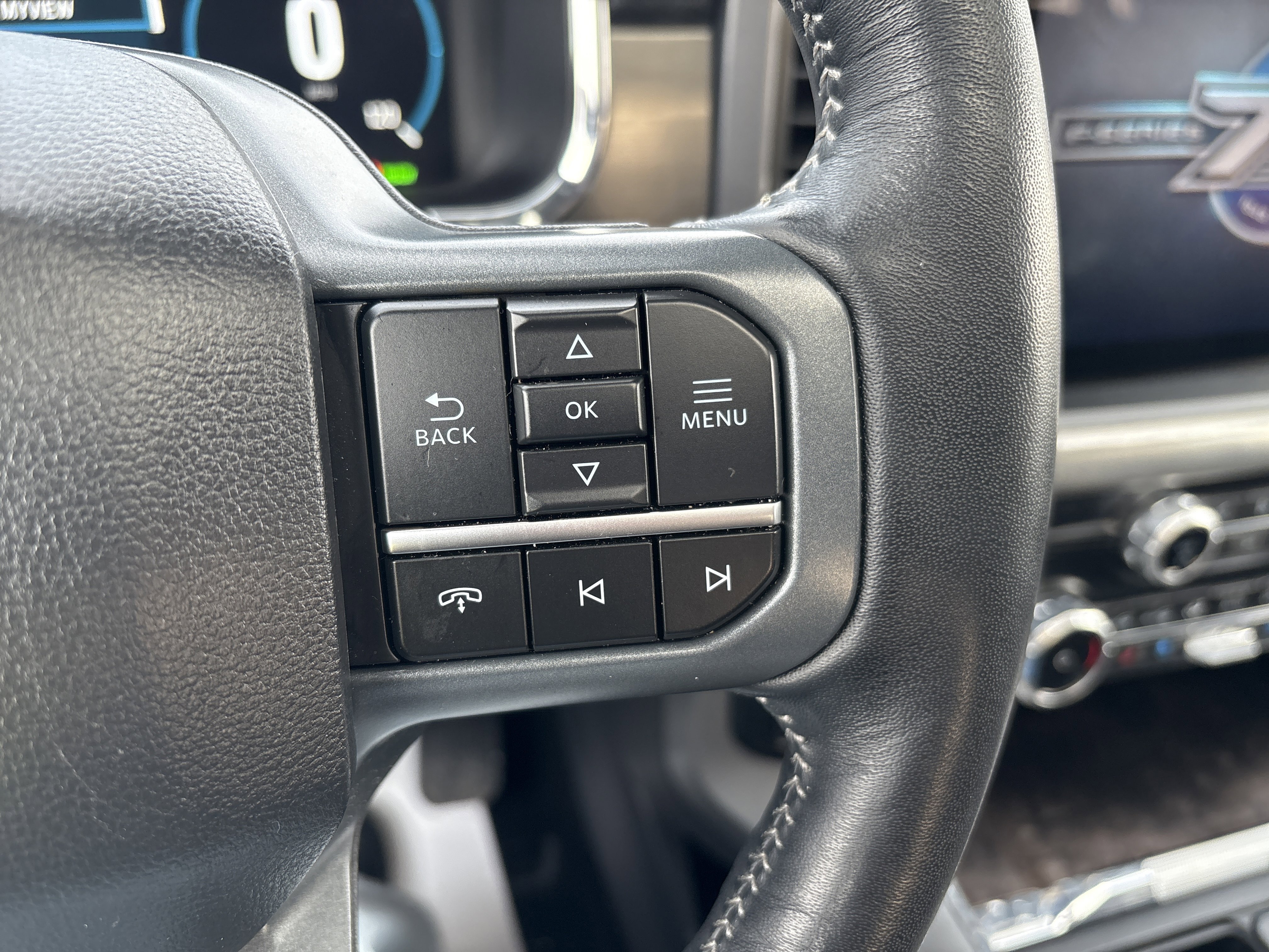 Used 2023 Ford F150 Lariat w/ Equipment Group 502A High image 19