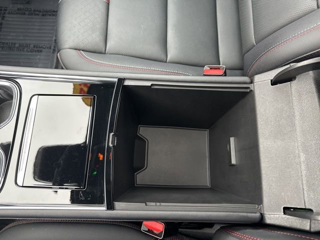 Used 2024 Chevrolet Traverse RS w/ LPO, Floor Liner Package image 30