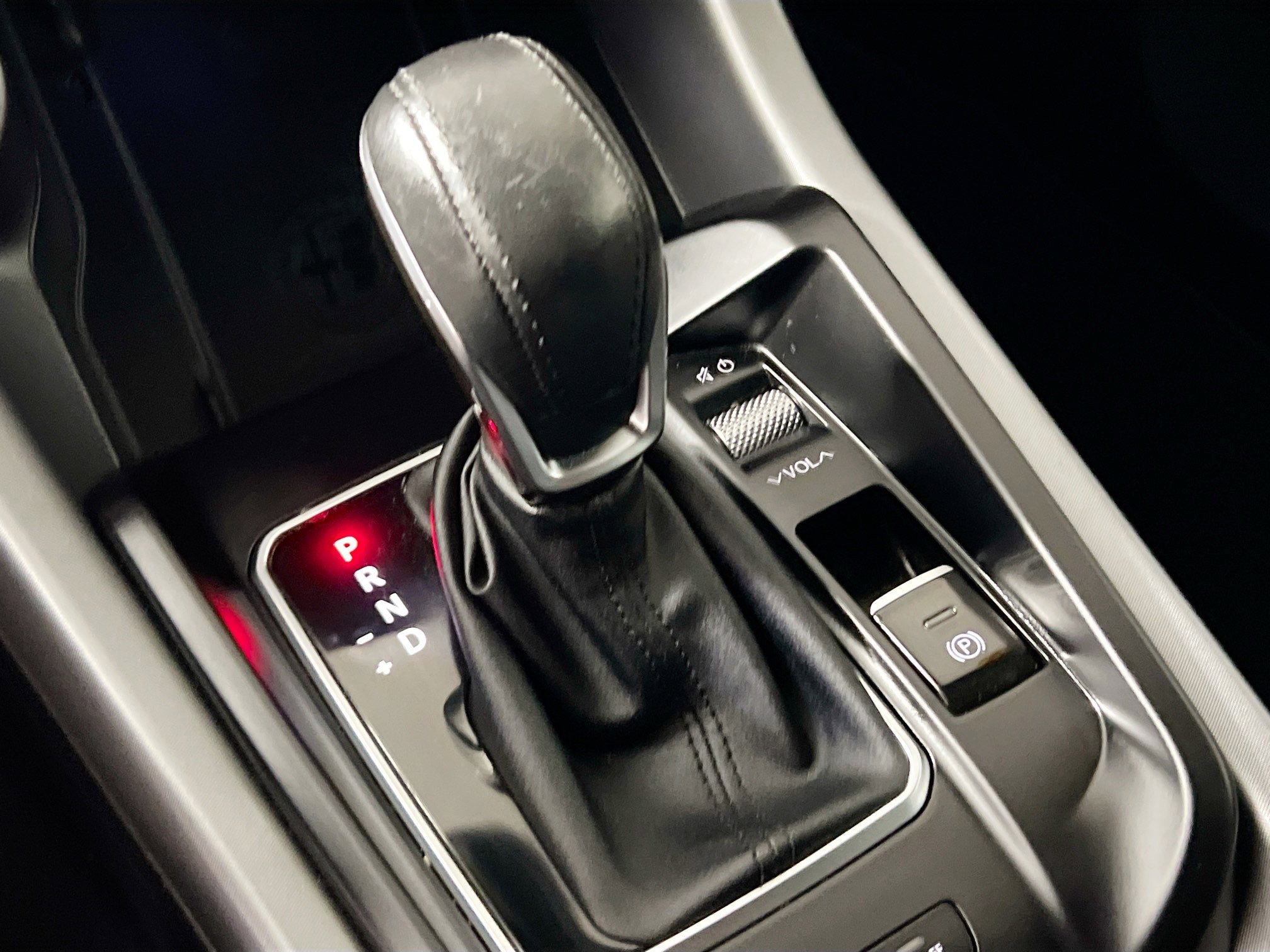 Used 2024 Alfa Romeo Tonale Veloce w/ Premium Interior Package image 25