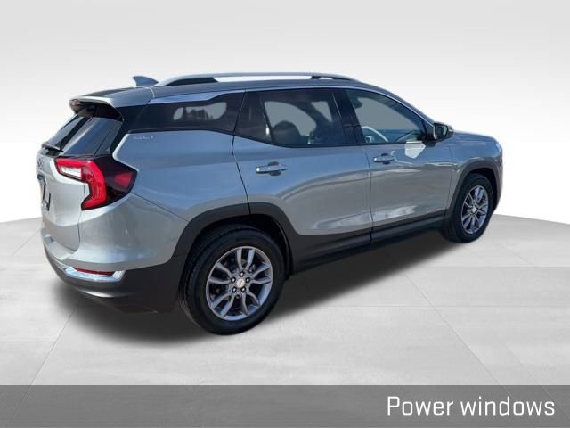 Used 2023 GMC Terrain SLT image 19