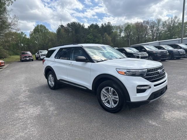 Used 2021 Ford Explorer XLT w/ Equipment Group 202A image 10