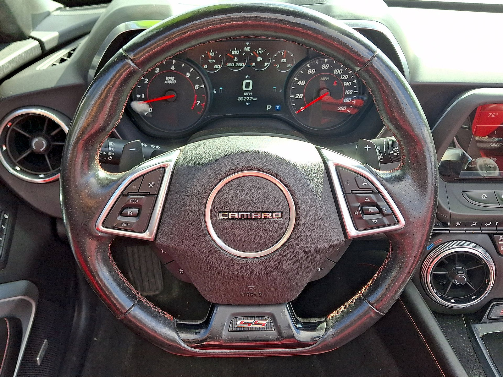Used 2016 Chevrolet Camaro SS RWD image 16