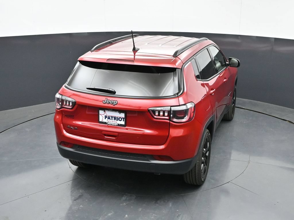 New 2026 Jeep Compass Latitude AWD/4WD image 33