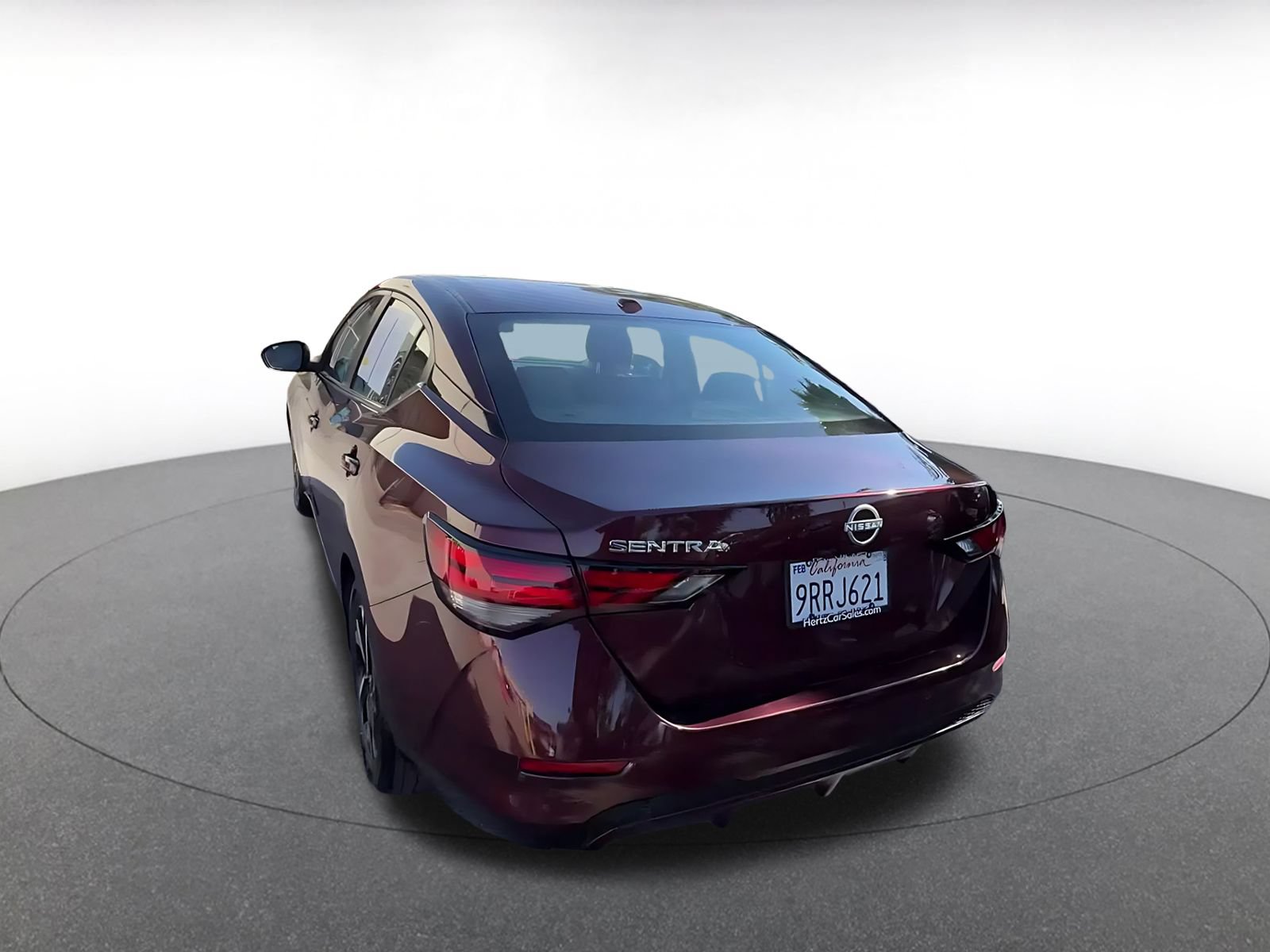 Used 2025 Nissan Sentra SV FWD image 11