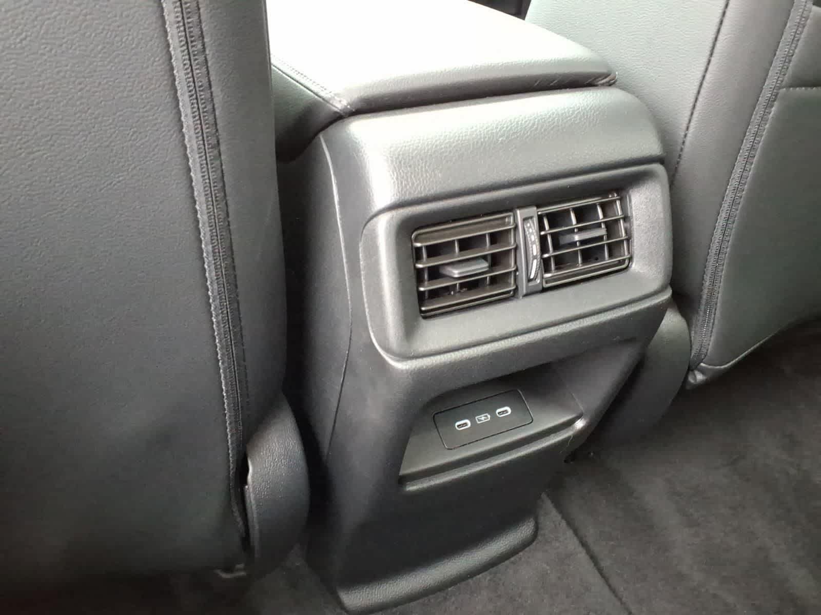 Used 2024 Honda CR-V EX-L image 11