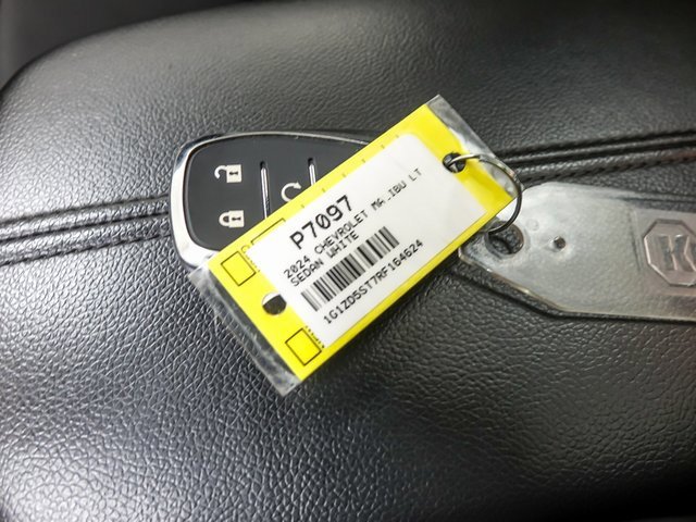 Used 2024 Chevrolet Malibu LT image 30