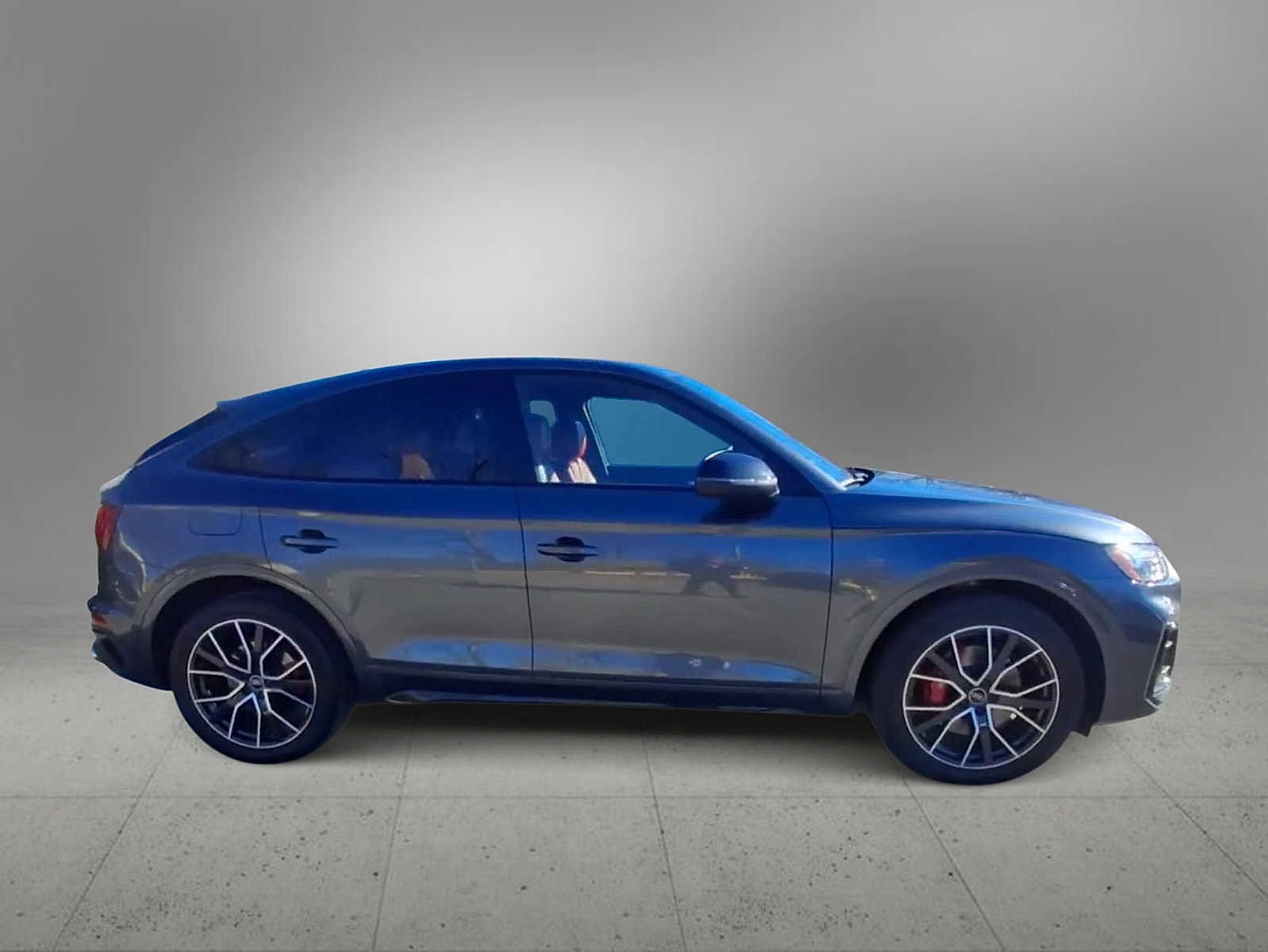 Used 2023 Audi SQ5 Premium Plus w/ Premium Plus Package image 9