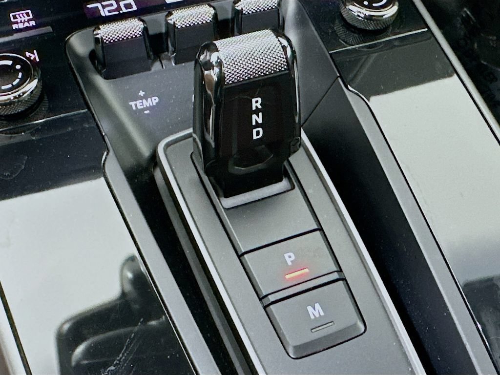 Certified 2020 Porsche 911 Carrera RWD image 18