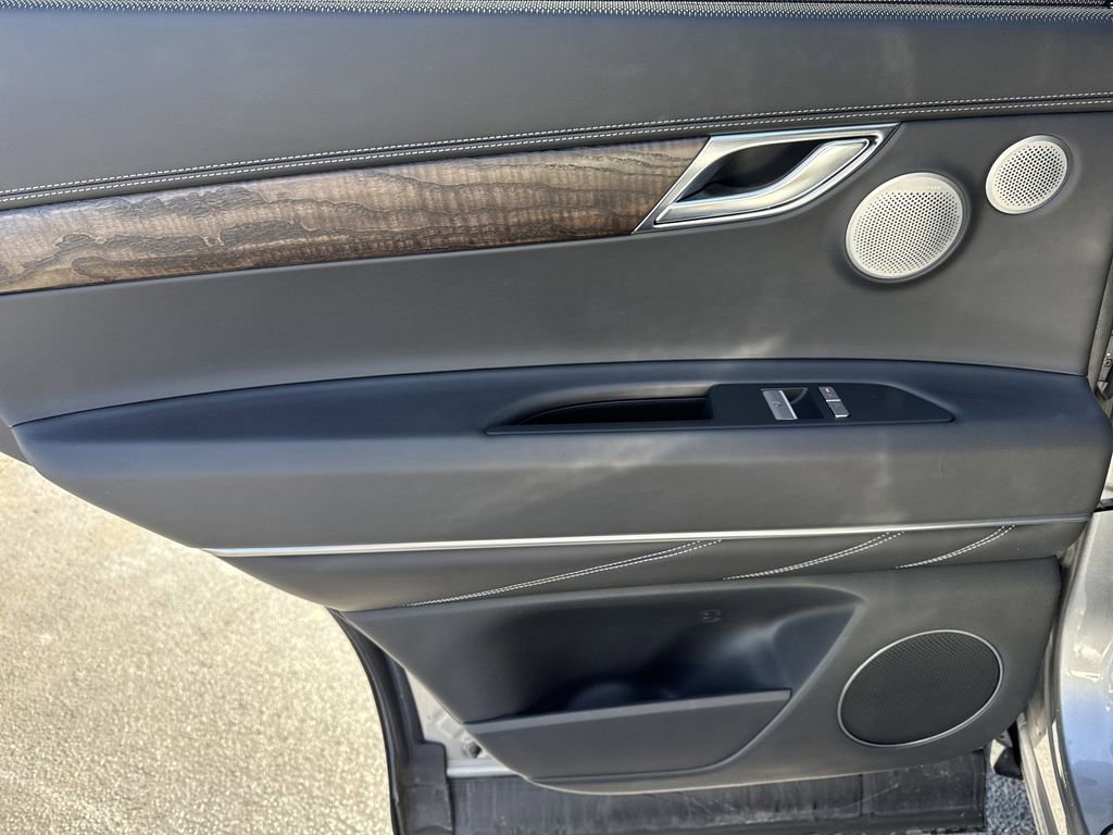 Used 2025 Genesis GV80 3.5T Advanced image 21