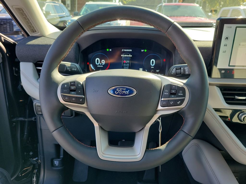 New 2026 Ford Explorer Active w/ Active Comfort Package image 22