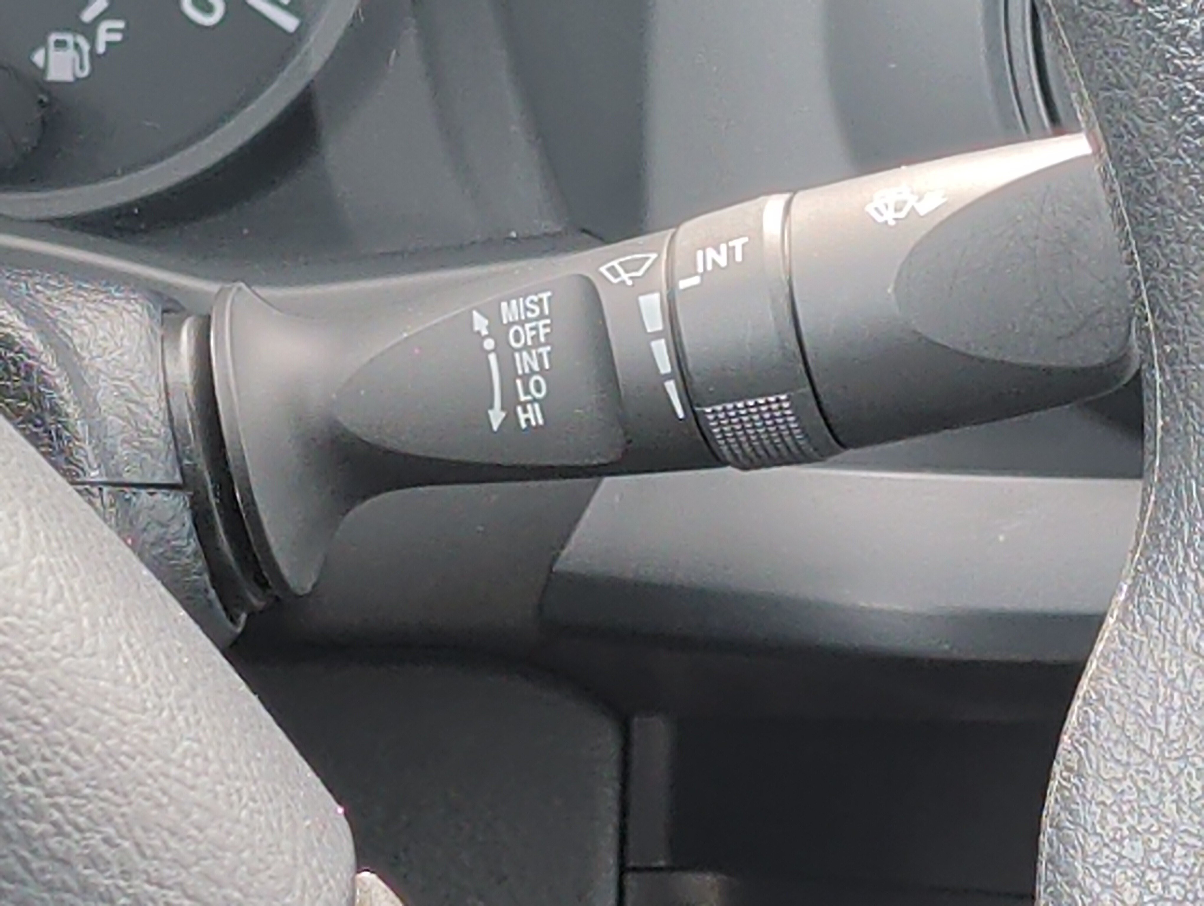 Used 2023 Toyota Tacoma SR AWD/4WD image 32