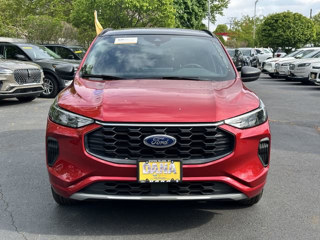 Certified 2024 Ford Escape ST-Line w/ Tech Pack #1 AWD/4WD image 2