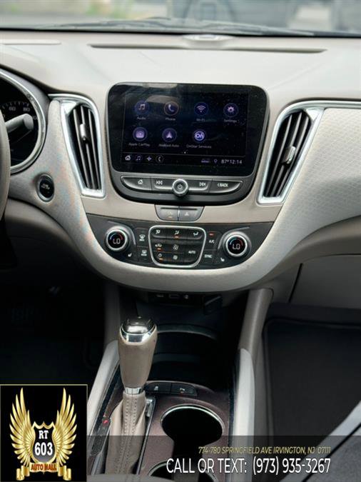 Used 2020 Chevrolet Malibu LT image 16