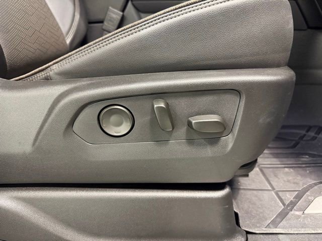 Used 2024 Chevrolet Tahoe High Country w/ Premium Package image 32