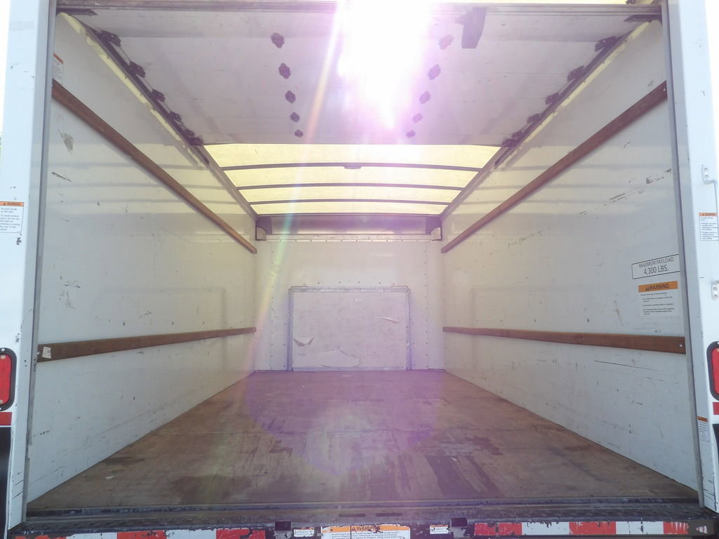 Used 2021 Ford E-350 and Econoline 350 Super Duty RWD image 31