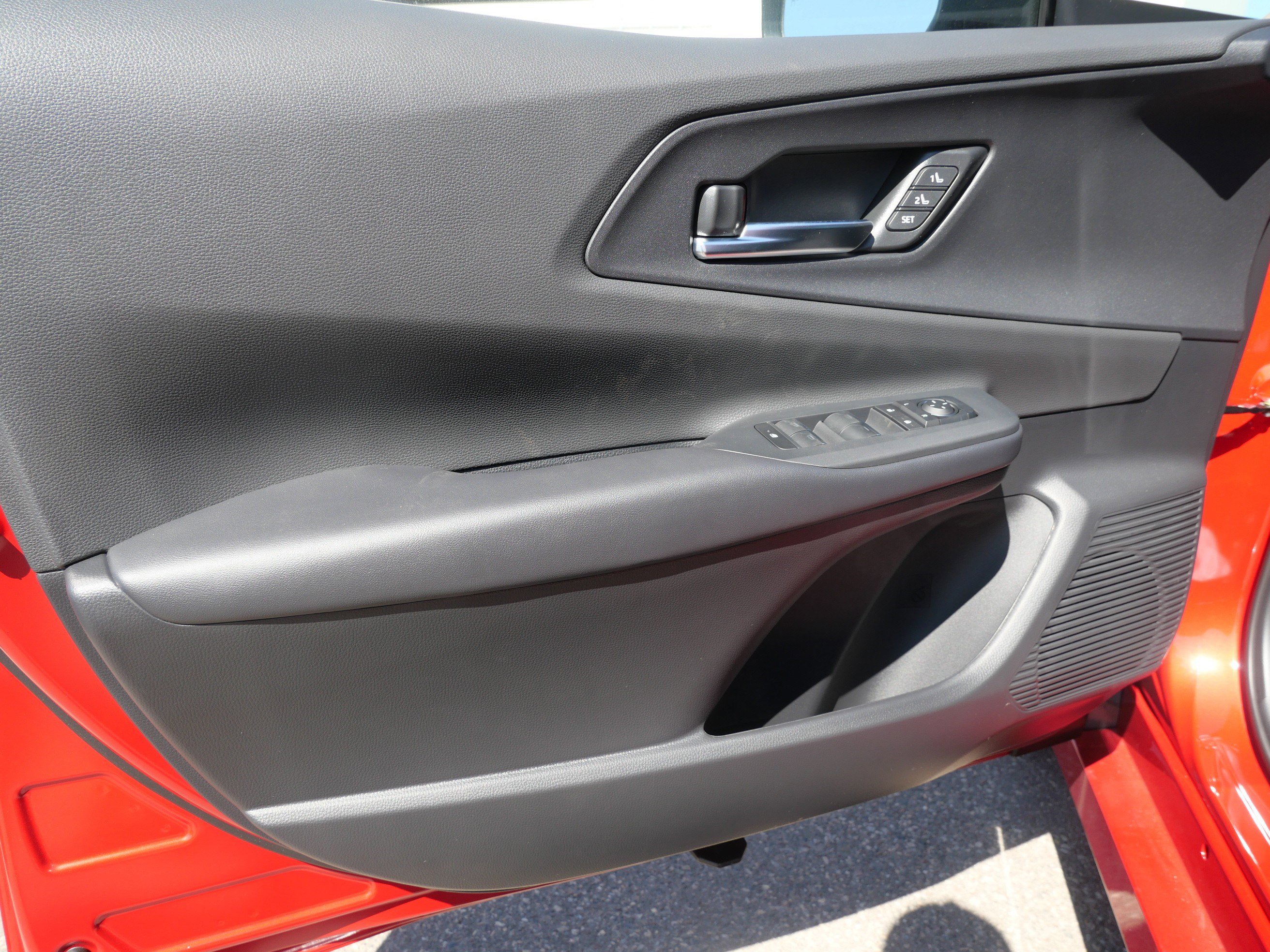 New 2026 Toyota Prius Plug-In Hybrid FWD image 6