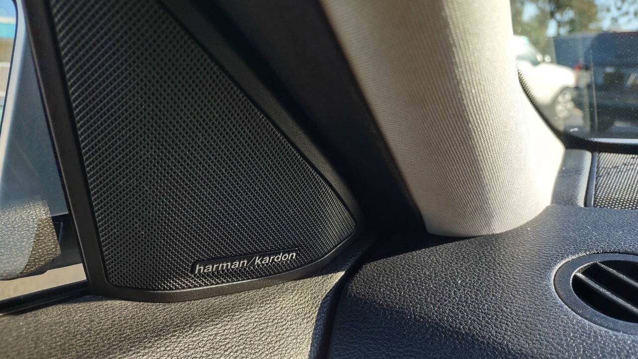 Used 2012 Mercedes-Benz E 350 4MATIC Sedan image 17