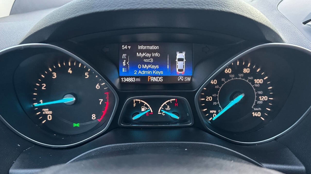 Used 2017 Ford Escape Titanium AWD/4WD image 16