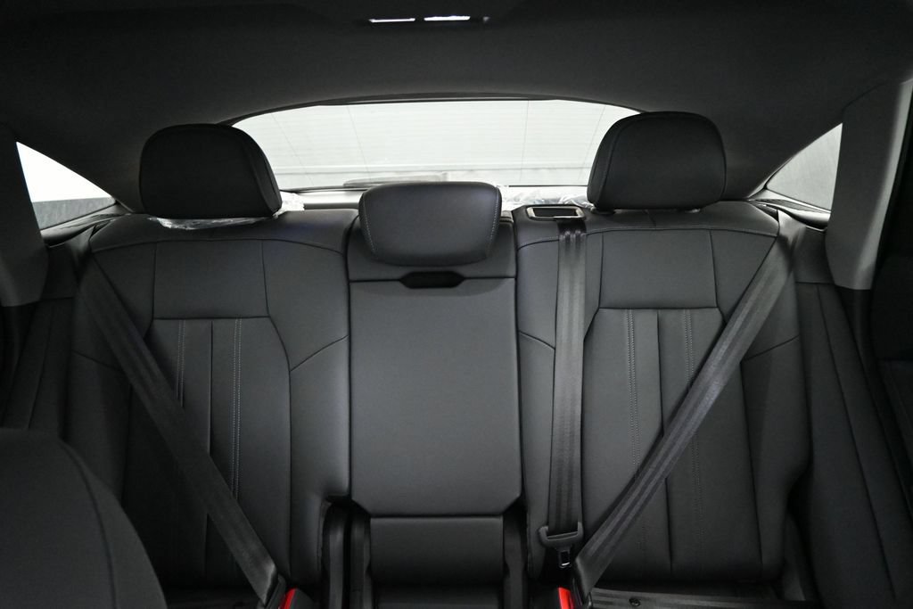 New 2026 Audi Q5 Premium Plus AWD/4WD image 17