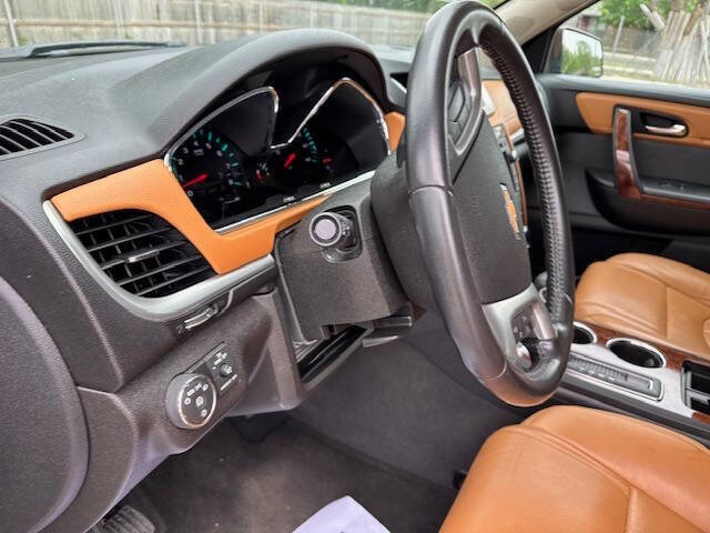 Used 2013 Chevrolet Traverse LTZ FWD image 43