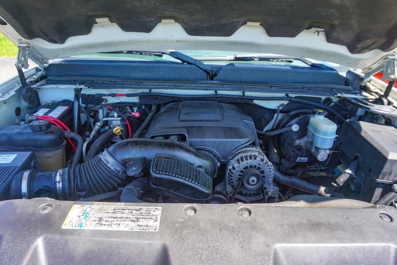Used 2008 GMC Sierra 1500 SLE w/ Power Pack Plus AWD/4WD image 26