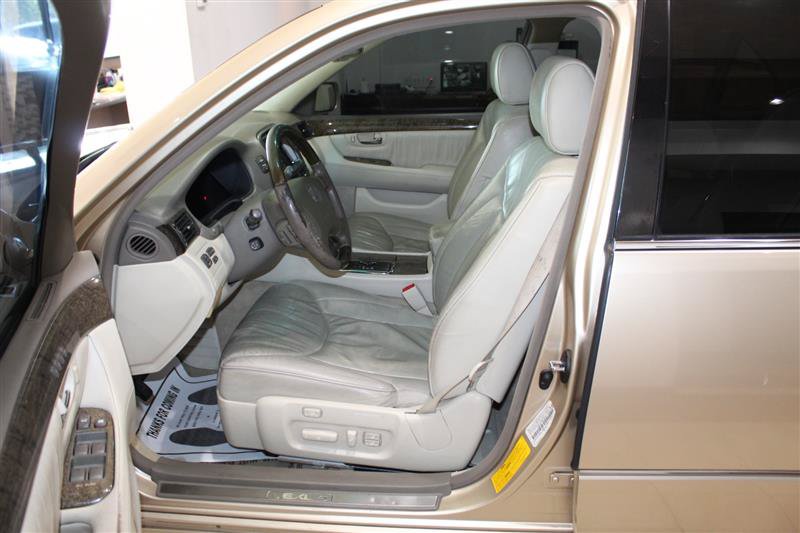 Used 2002 Lexus LS 430 RWD image 27