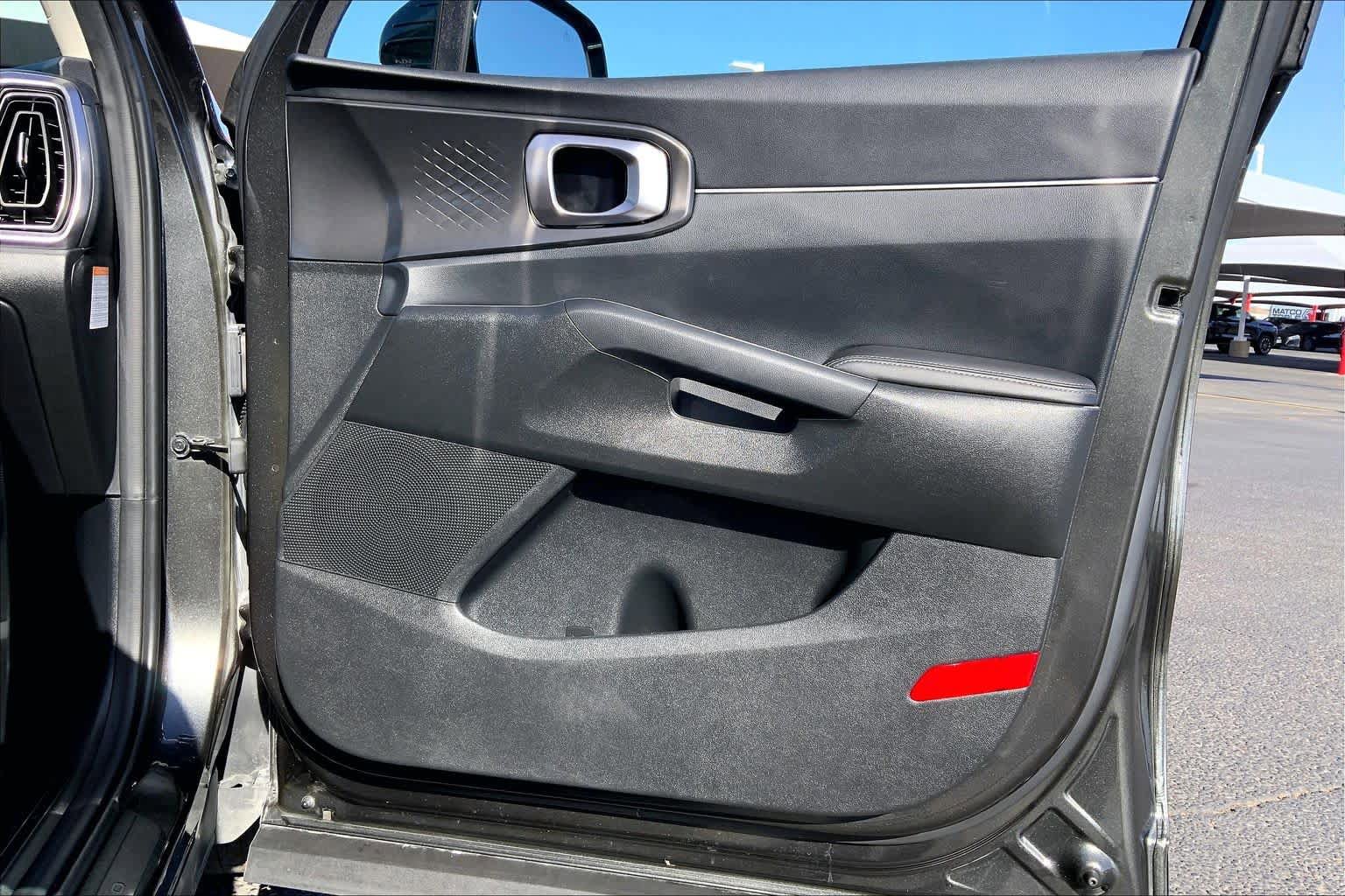 Used 2025 Kia Sorento EX FWD image 23