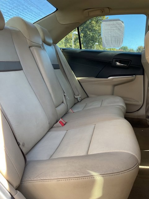 Used 2014 Toyota Camry XLE w/ Leather Package FWD image 15