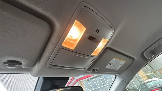 Used 2018 Toyota RAV4 LE image 22