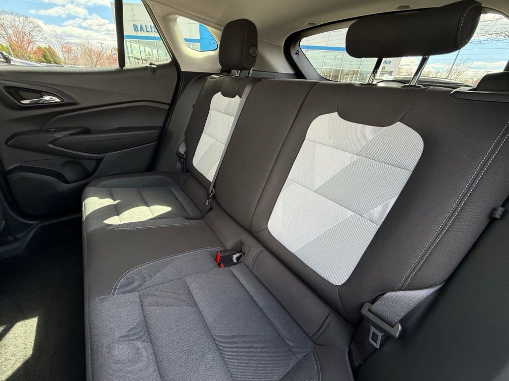 Used 2024 Chevrolet Trax LS FWD image 23