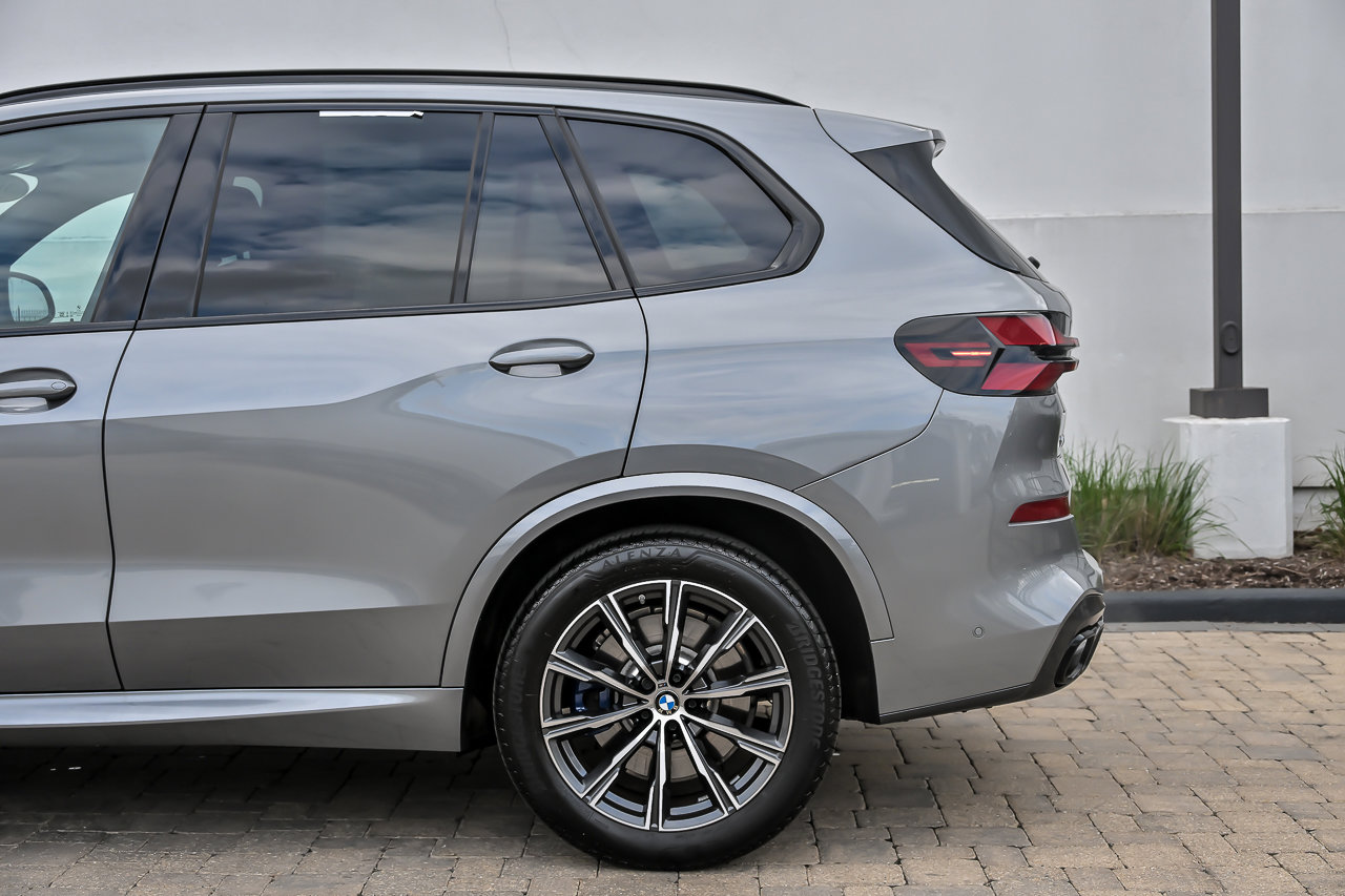Used 2025 BMW X5 M60i w/ Climate Comfort Package AWD/4WD image 13