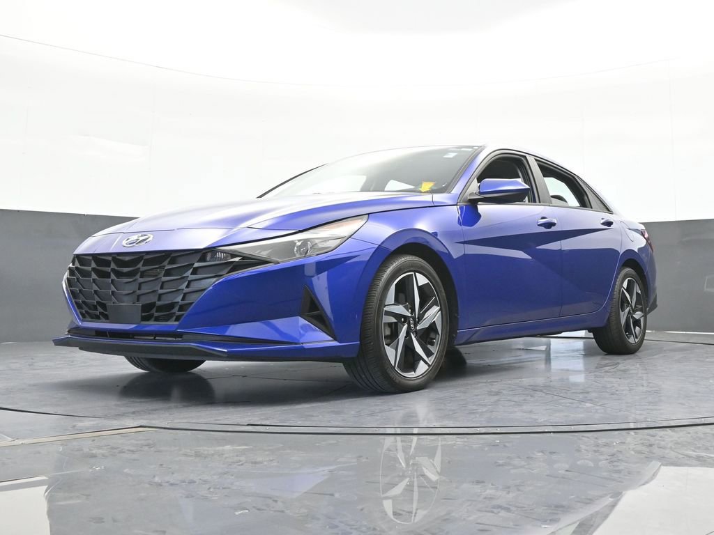 Used 2023 Hyundai Elantra SEL w/ Convenience Package FWD image 53