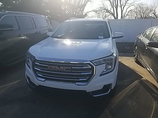 Certified 2024 GMC Terrain SLT image 7