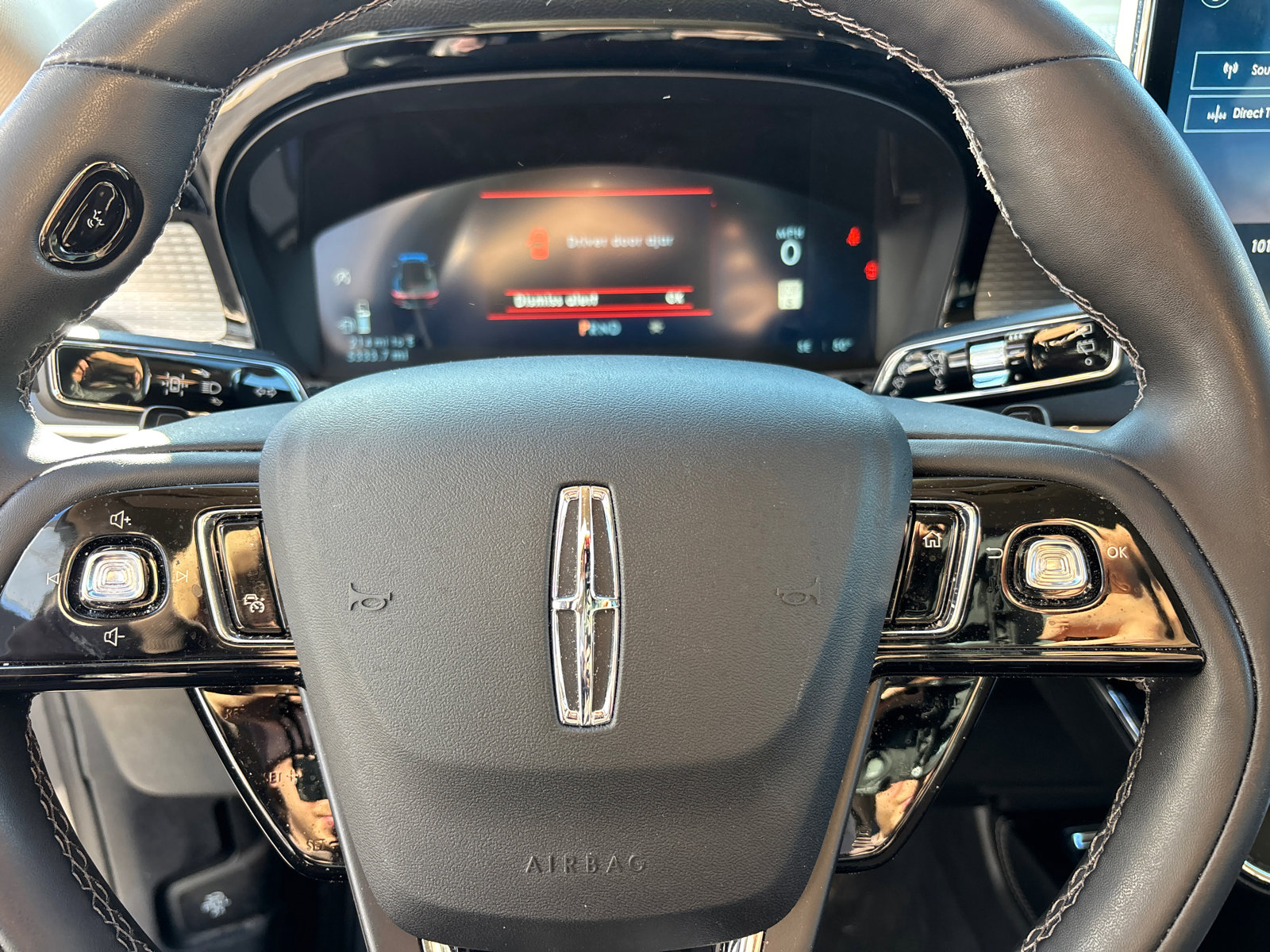 Certified 2023 Lincoln Corsair FWD w/ Equipment Group 101A image 16