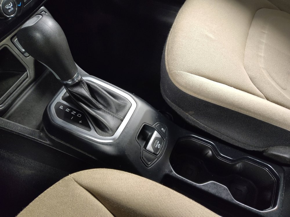 Used 2020 Jeep Renegade Latitude w/ Popular Equipment Group FWD image 26